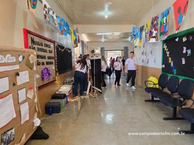 Feira do Empreendedorismo do ColÃ©gio Laranjeiras foi mais um sucesso em vendas e participaÃ§Ã£o